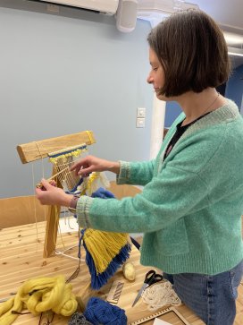 Image 4 Linda Harrison of Linda Harrison PR weaving at the Patch Event credit West Plum Studio